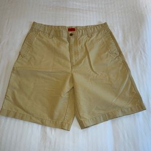 Mens izod shorts 36inch waist with 9.5inch inseam